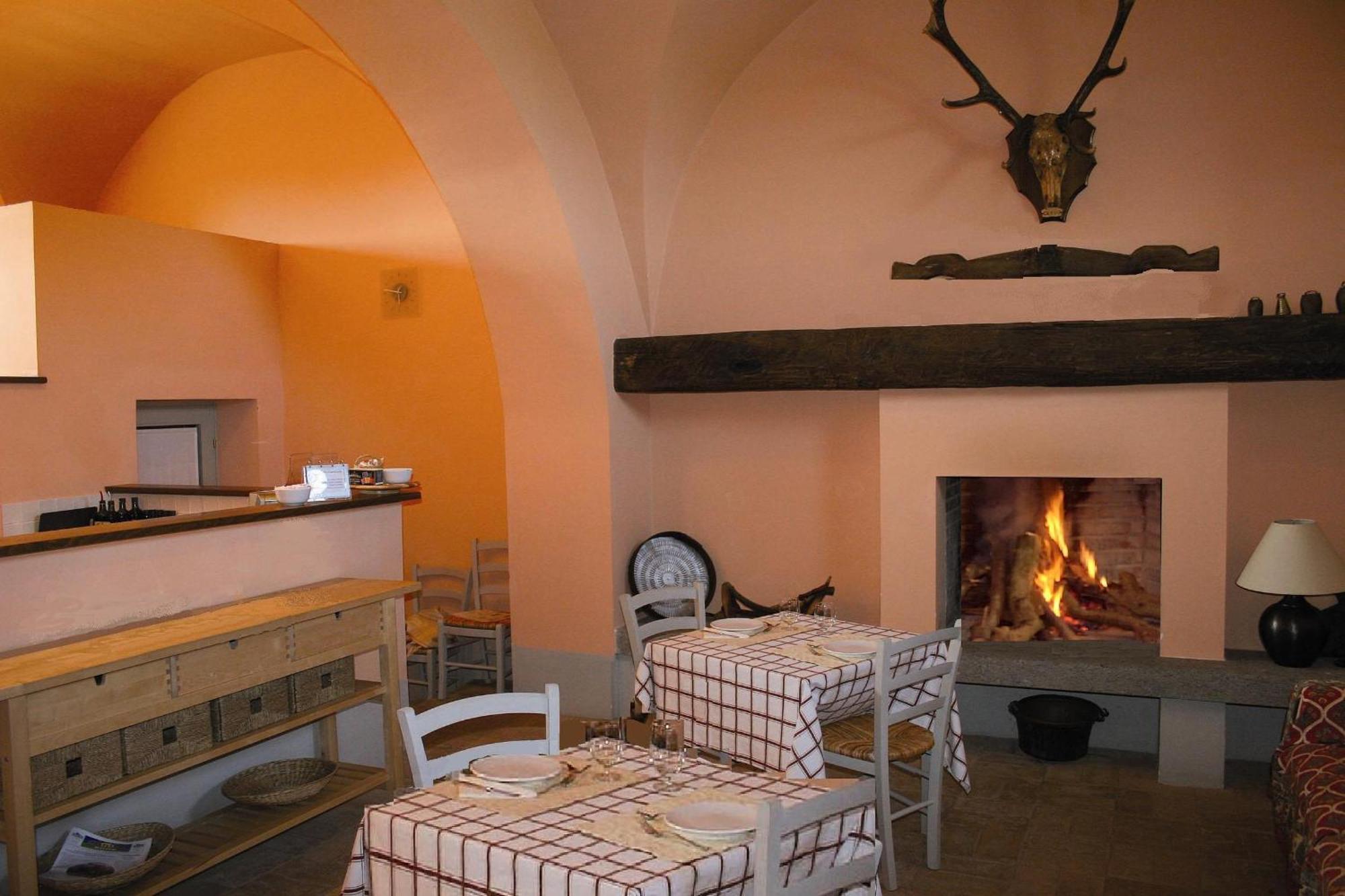 Agriturismo Casale Bonaparte Cellere Exterior foto