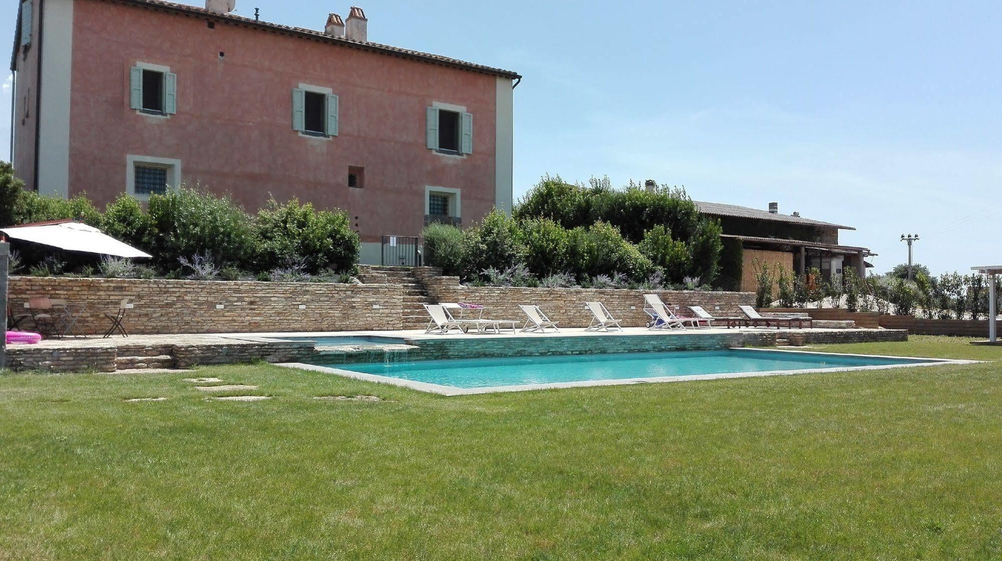 Agriturismo Casale Bonaparte Cellere Exterior foto